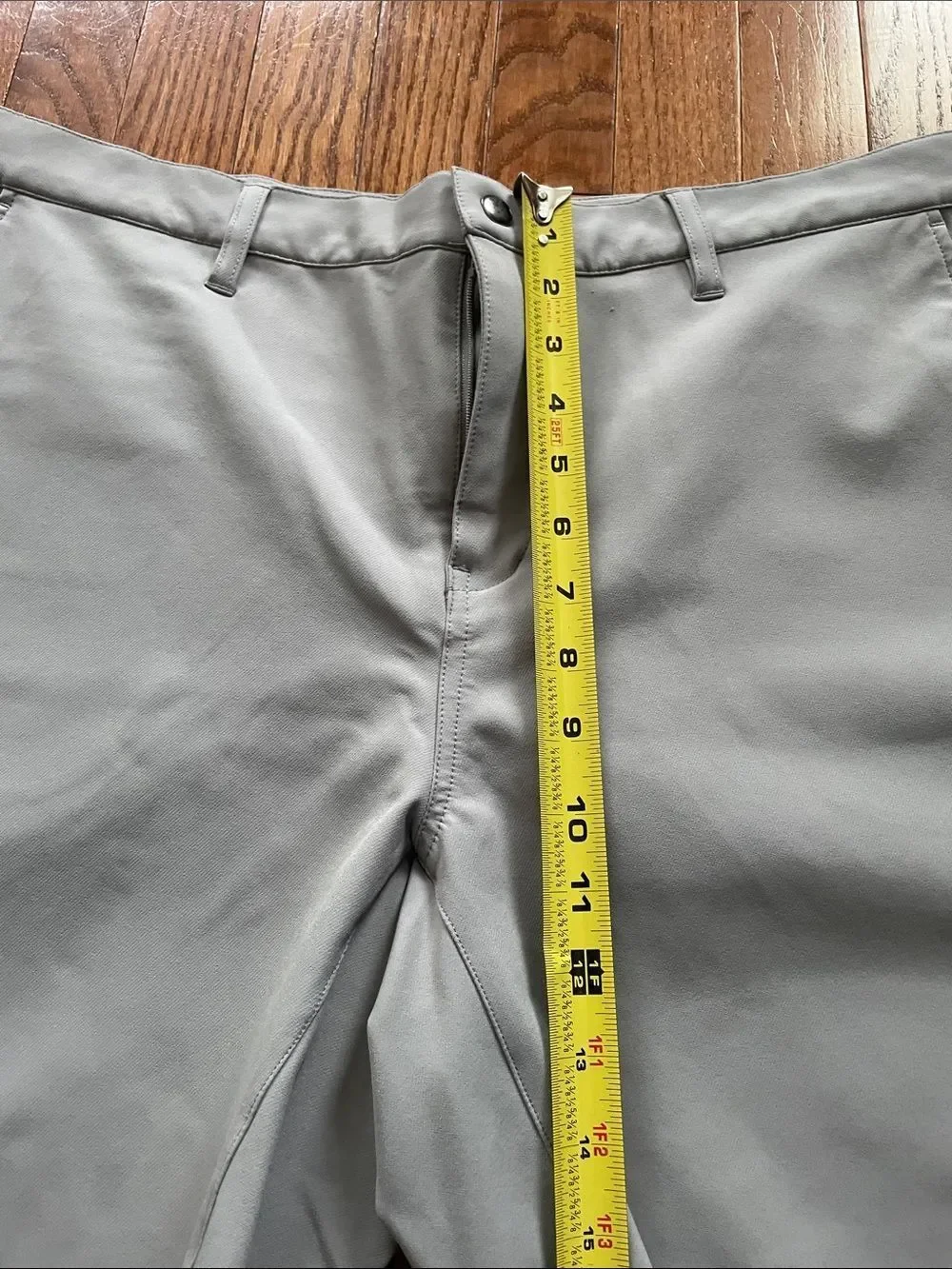 State and Liberty Light Gray Chino Shorts Men’s Sz Medium